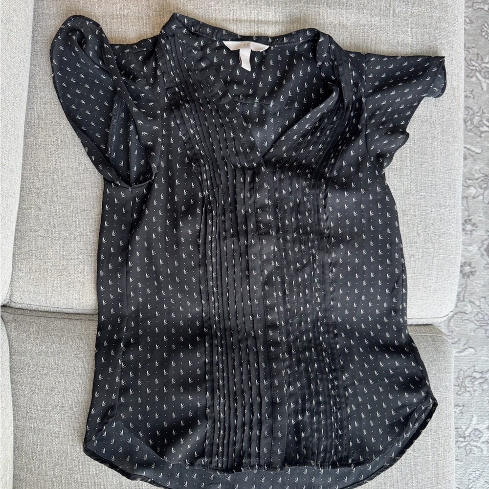 H&M Black Blouse with Subtle Pattern